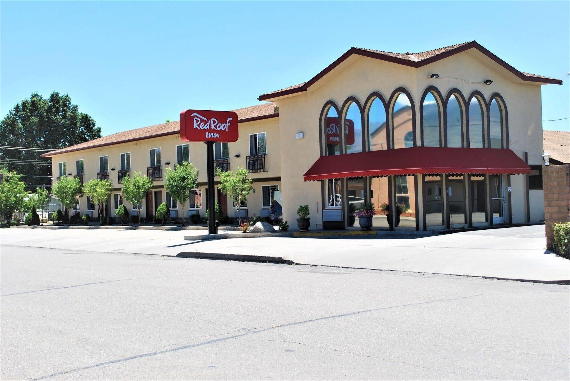 Quality Inn Bishop Near Mammoth Exterior photo